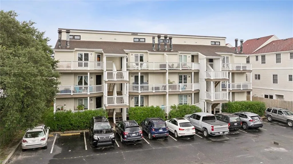 Virginia Beach, Virginia 23451, United States, 2 Bedrooms Bedrooms, ,1 BathroomBathrooms,Residential,Active,219197