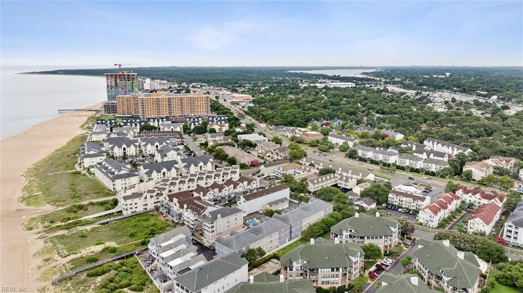 Virginia Beach, Virginia 23451, United States, 2 Bedrooms Bedrooms, ,1 BathroomBathrooms,Residential,Active,219197