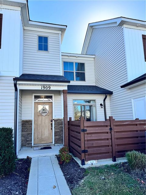 Photo of 1909 Union Pacific Way, Suffolk, VA 23434 (MLS # 10610473)