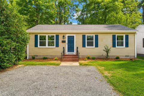 Photo of 3 Alpine Street, Newport News, VA 23606 (MLS # 10646459)