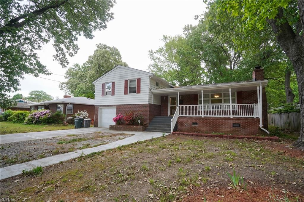 Photo of 22 Mimosa Crescent, Hampton, VA 23661 (MLS # 10630856)
