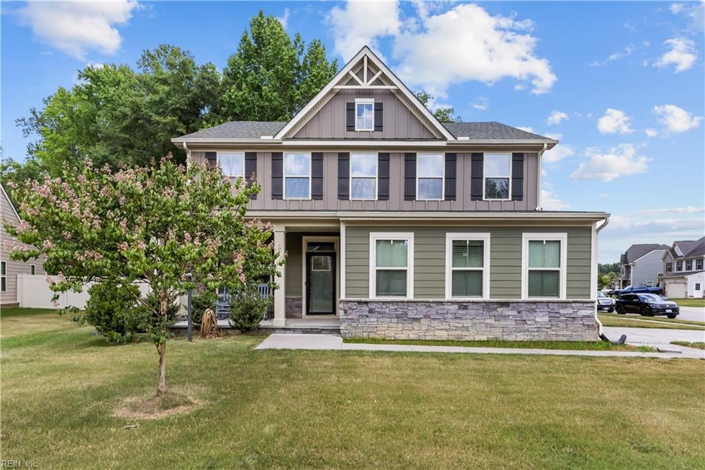Photo of 100 Civil Court, Suffolk, VA 23434 (MLS # 10640394)