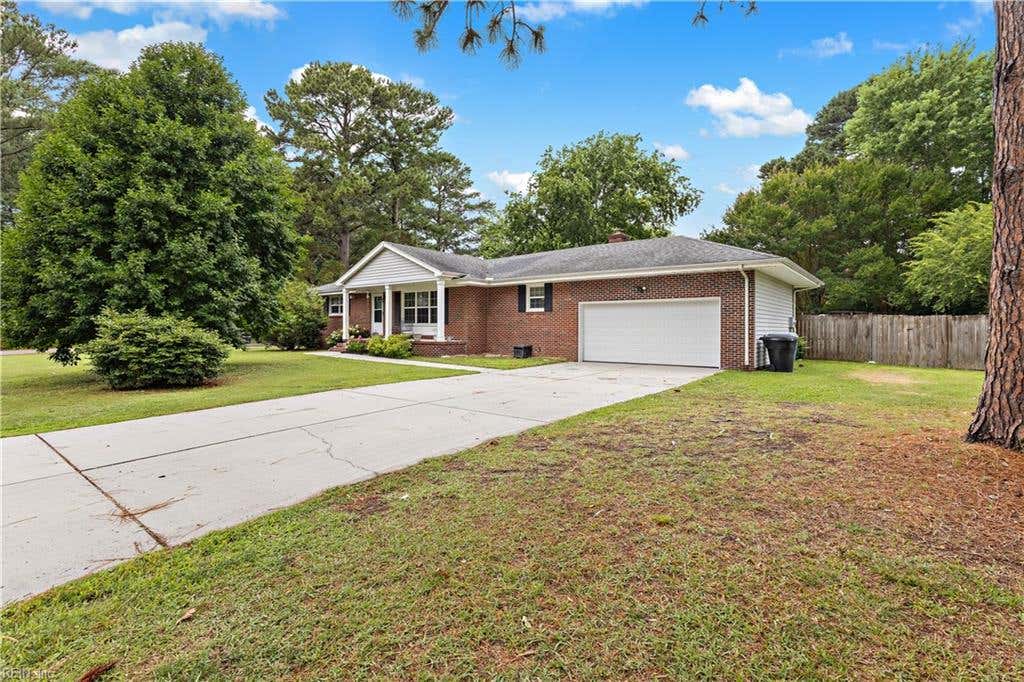 Photo of 5096 Rochelle Road, Virginia Beach, VA 23464 (MLS # 10640738)