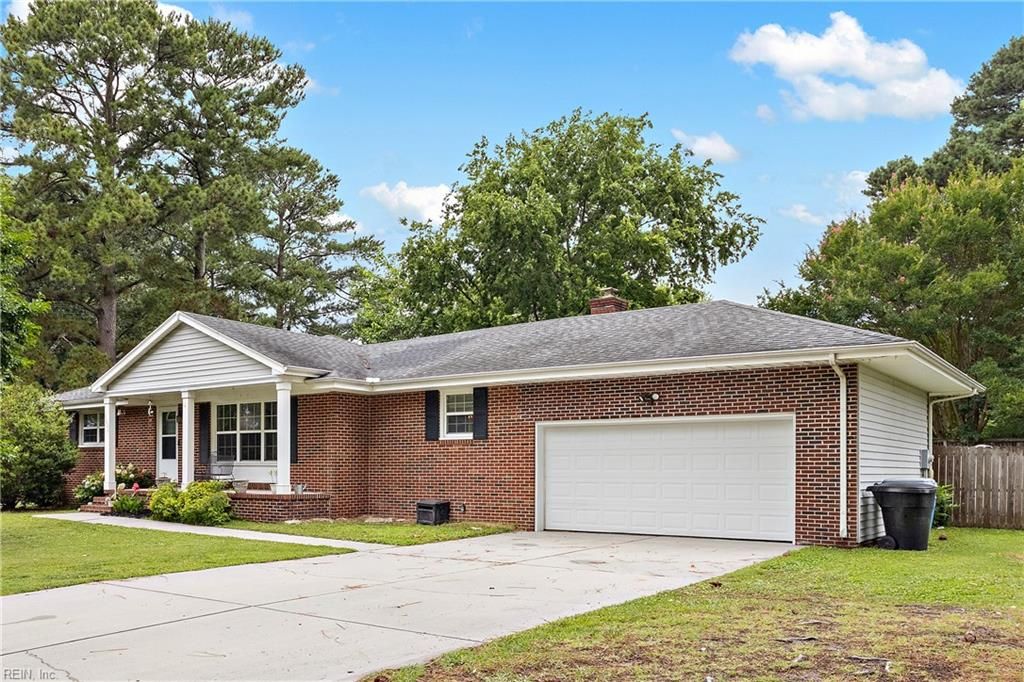 Photo of 5096 Rochelle Road, Virginia Beach, VA 23464 (MLS # 10640738)