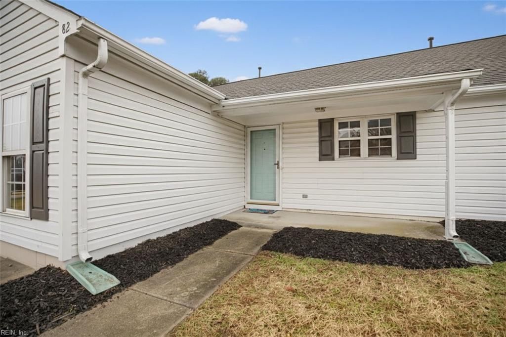 Photo of 82 Red Robin Turn, Hampton, VA 23669 (MLS # 10621076)