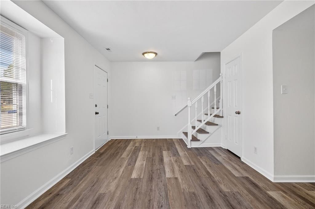 Photo of 104 Elmhurst Court, Portsmouth, VA 23701 (MLS # 10623263)