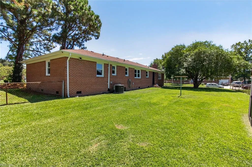 Chesapeake, Virginia 23324, United States, 3 Bedrooms Bedrooms, ,2 BathroomsBathrooms,Residential,Active,198503