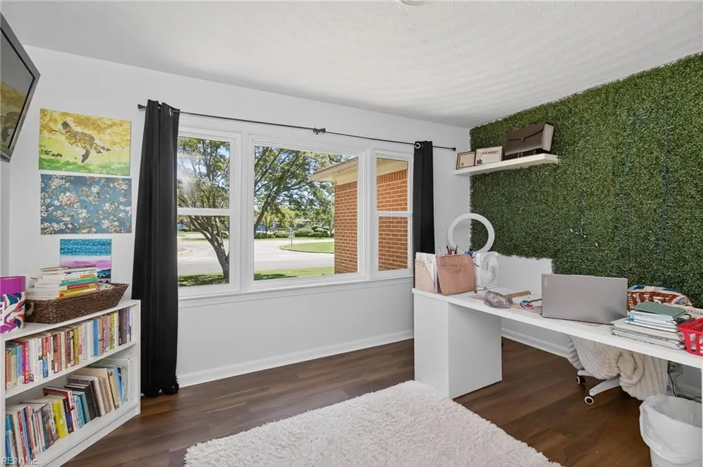 Chesapeake, Virginia 23324, United States, 3 Bedrooms Bedrooms, ,2 BathroomsBathrooms,Residential,Active,198503