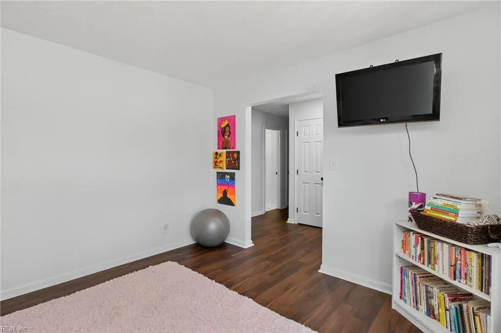 Chesapeake, Virginia 23324, United States, 3 Bedrooms Bedrooms, ,2 BathroomsBathrooms,Residential,Active,198503