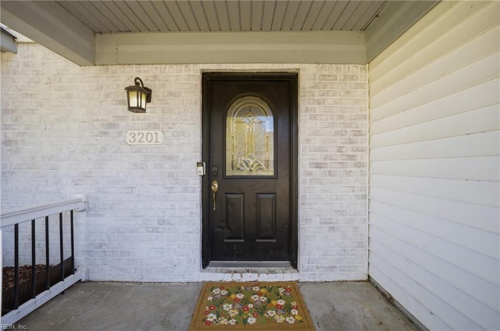 Photo of 3201 Barberry Lane, Virginia Beach, VA 23453 (MLS # 10627734)