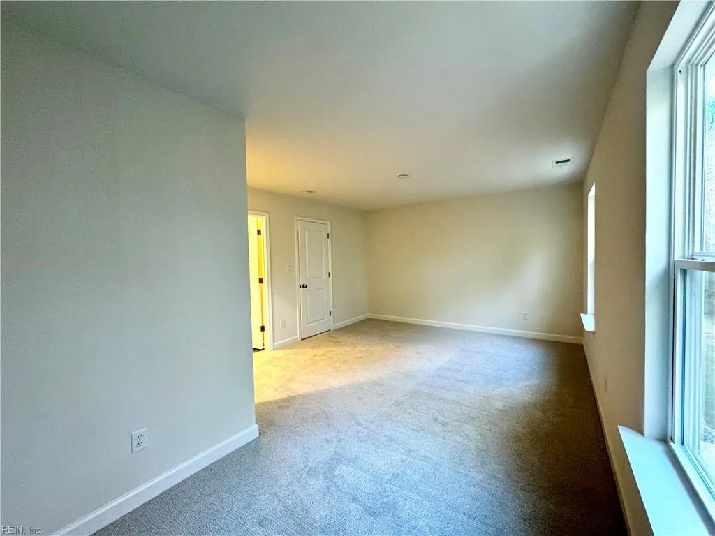 Suffolk, Virginia 23435, United States, 2 Bedrooms Bedrooms, ,3 BathroomsBathrooms,Residential,Active,30611