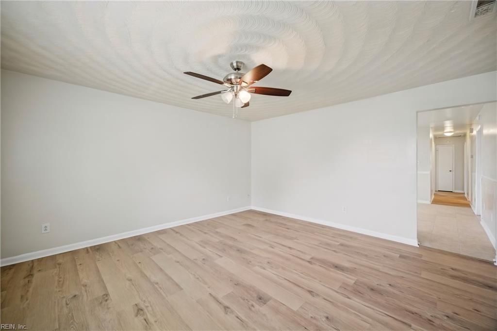 Photo of 3800 Augustine Circle, Portsmouth, VA 23703 (MLS # 10639358)