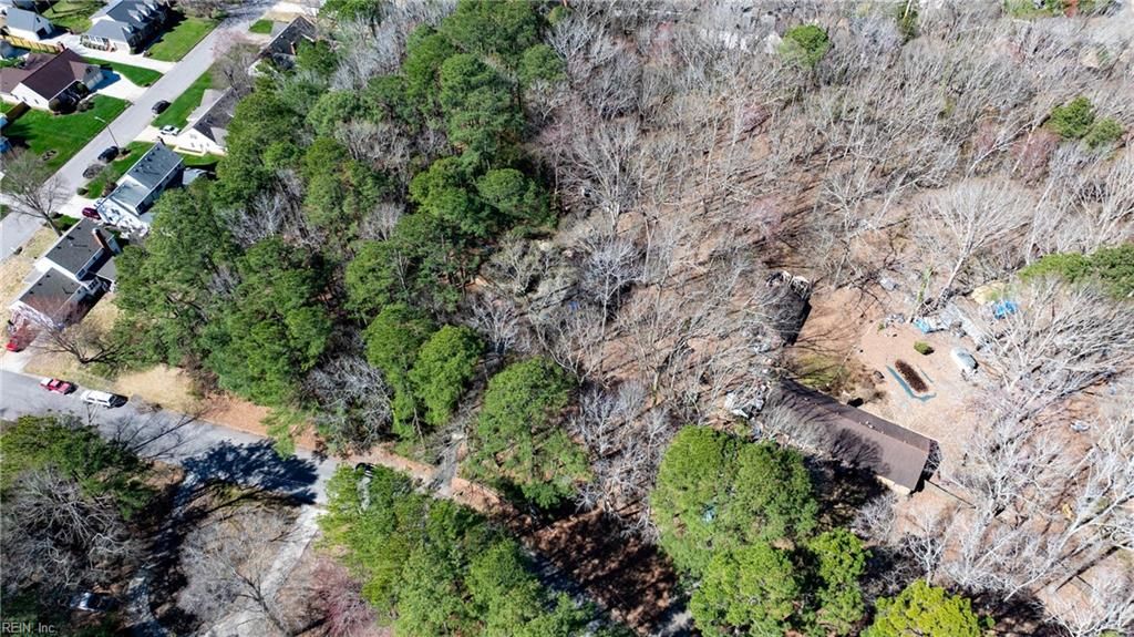 Photo of 544 Greenway Drive, Chesapeake, VA 23322 (MLS # 10624668)