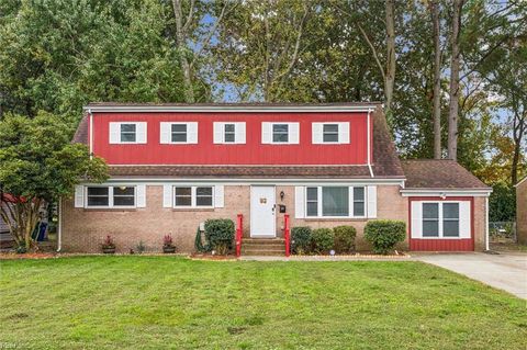 Photo of 718 Dresden Drive, Newport News, VA 23601 (MLS # 10607994)