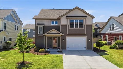 Photo of 503 Esterview Lane, Chesapeake, VA 23322 (MLS # 10630875)