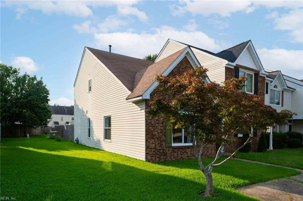 Photo of 844 Old Clubhouse Road, Virginia Beach, VA 23453 (MLS # 10649332)
