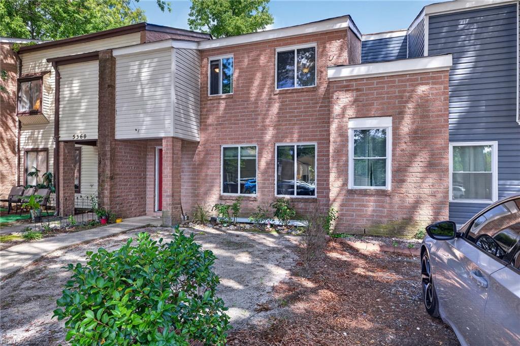 Photo of 5358 Palmyra Court, Virginia Beach, VA 23462 (MLS # 10654304)