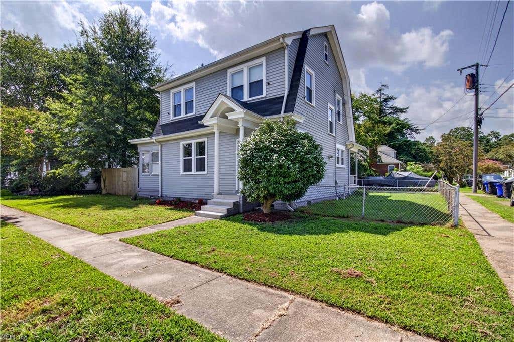 Photo of 50 Channing Ave Avenue, Portsmouth, VA 23702 (MLS # 10650381)