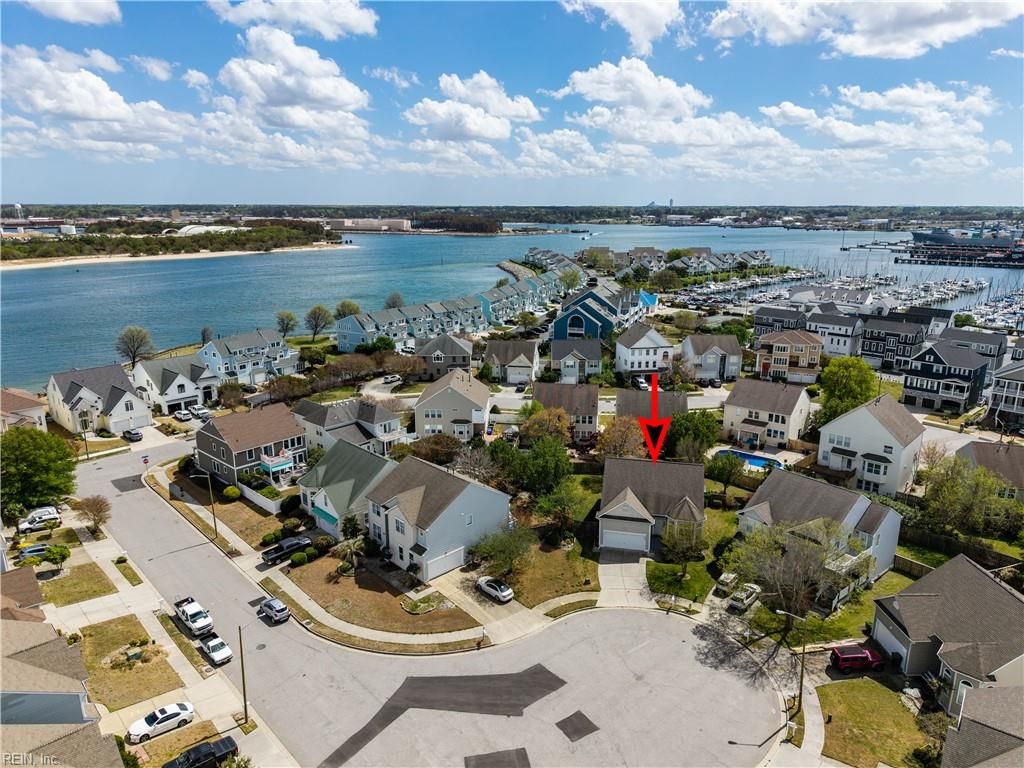 Photo of 5035 Ocean Way, Norfolk, VA 23518 (MLS # 10628308)