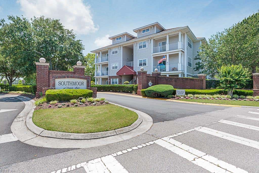 Photo of 5300 Warminster Drive #105, Virginia Beach, VA 23455 (MLS # 10646771)