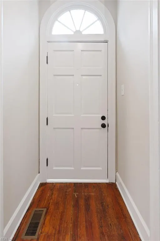 Newport News, Virginia 23601, United States, 3 Bedrooms Bedrooms, ,1 BathroomBathrooms,Residential,Active,236665