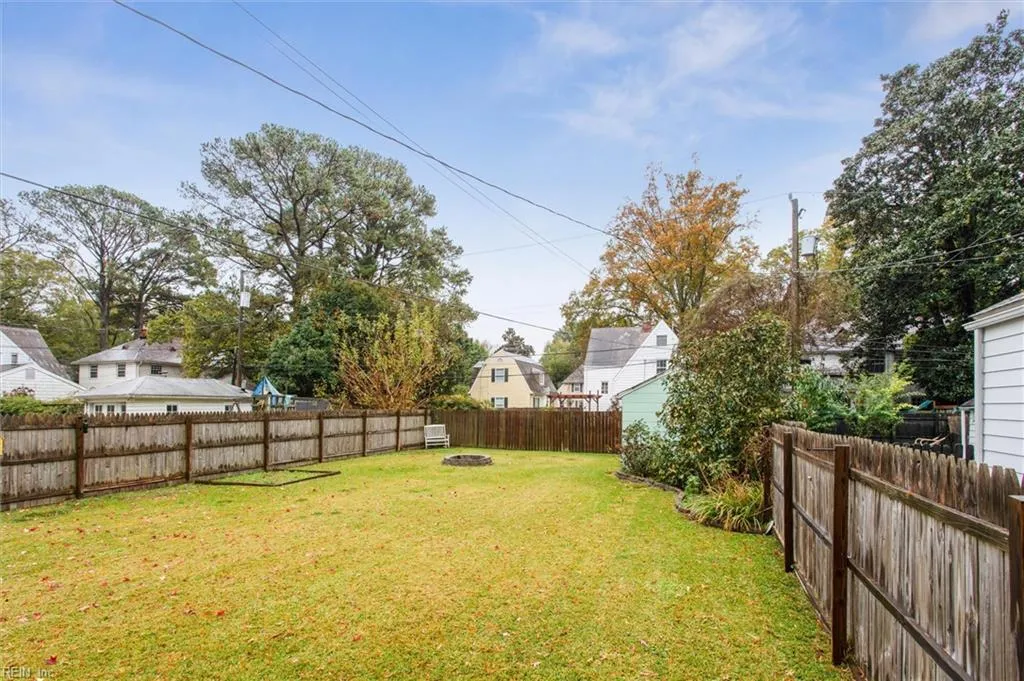 Newport News, Virginia 23601, United States, 3 Bedrooms Bedrooms, ,1 BathroomBathrooms,Residential,Active,236665