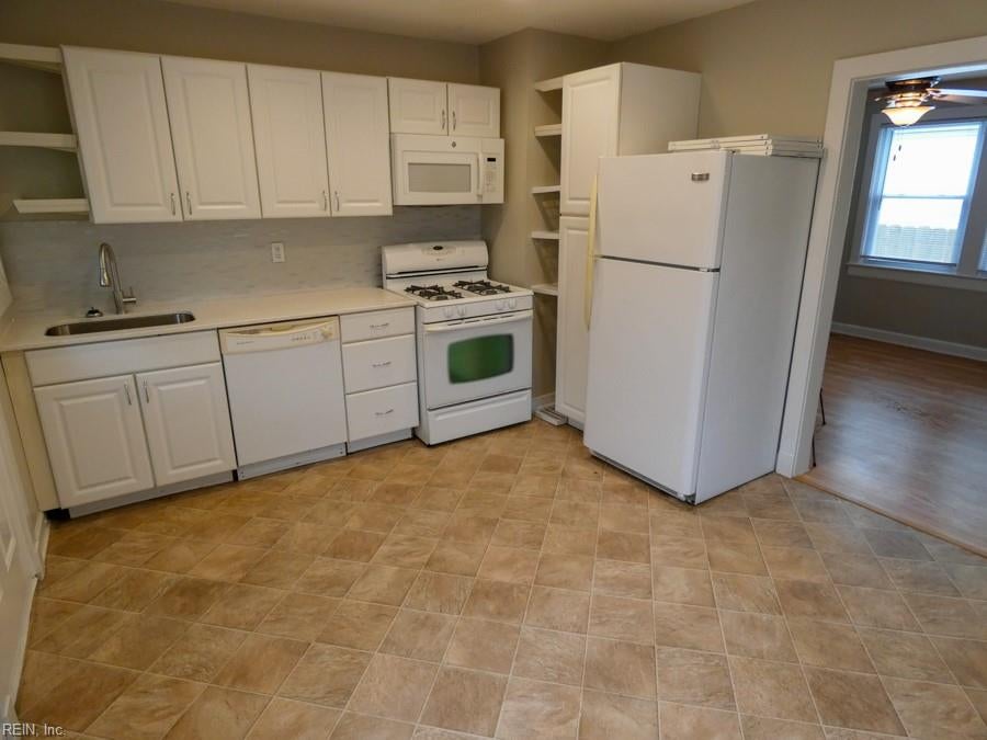 Photo of 136 Mapleshade Avenue, Norfolk, VA 23505 (MLS # 10648090)