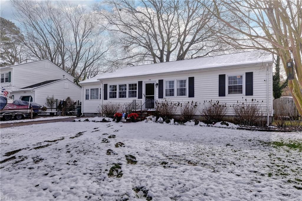 Photo of 256 Malden Lane, Newport News, VA 23602 (MLS # 10613087)