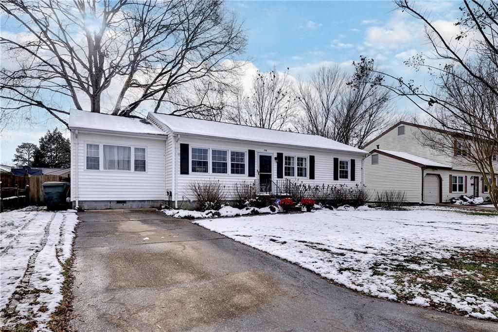 Photo of 256 Malden Lane, Newport News, VA 23602 (MLS # 10613087)