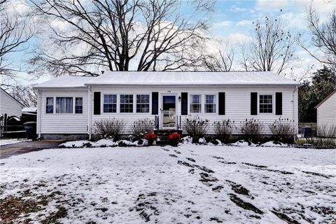 Photo of 256 Malden Lane, Newport News, VA 23602 (MLS # 10613087)