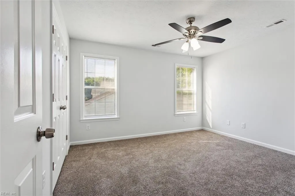 Newport News, Virginia 23602, United States, 4 Bedrooms Bedrooms, ,3 BathroomsBathrooms,Residential,Pending,149474