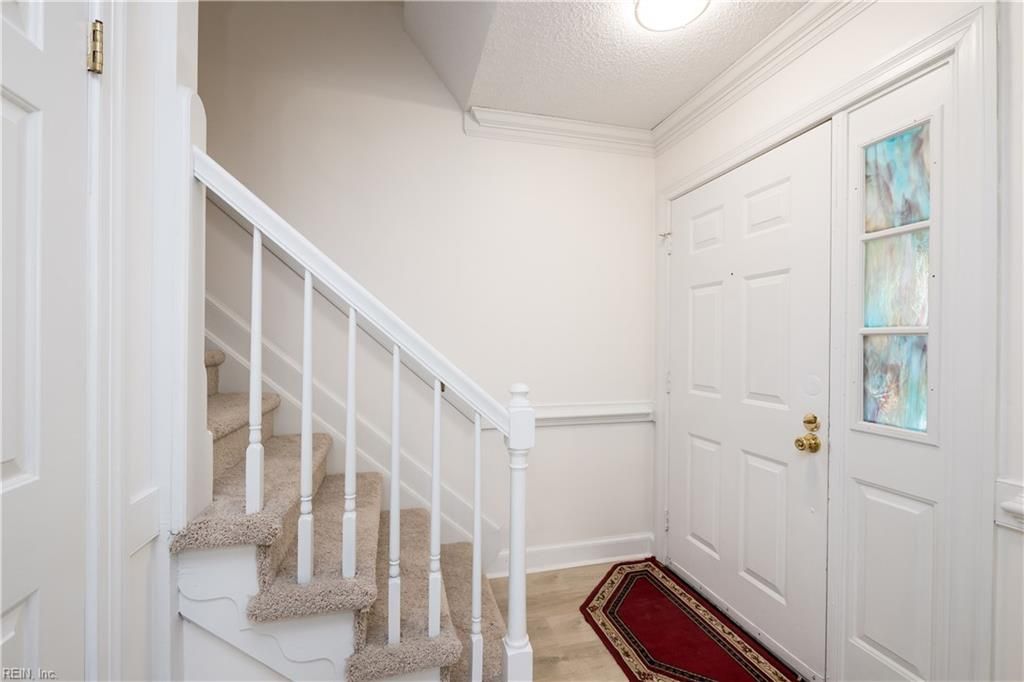 Photo of 716 Lord Dunmore Drive, Virginia Beach, VA 23464 (MLS # 10624930)