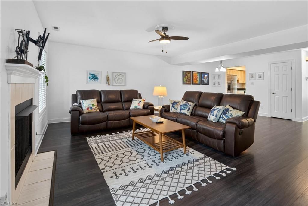 Photo of 337 25th Street, Virginia Beach, VA 23451 (MLS # 10634936)