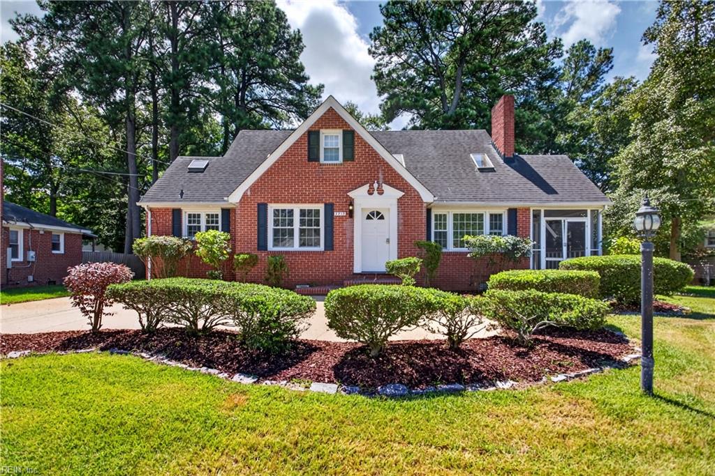 Photo of 2213 Wildwood Road, Chesapeake, VA 23323 (MLS # 10658565)