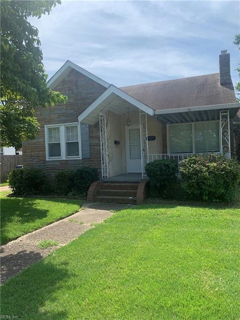 Photo of 723 Norman Avenue, Norfolk, VA 23518 (MLS # 10658214)