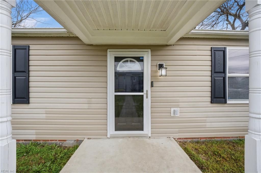 Photo of 408 Roane Drive, Hampton, VA 23669 (MLS # 10624680)