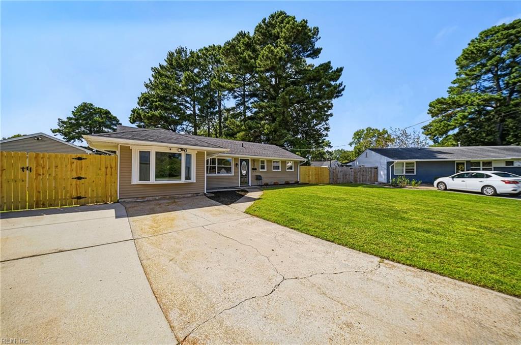 Photo of 613 De Laura Circle, Virginia Beach, VA 23455 (MLS # 10652951)