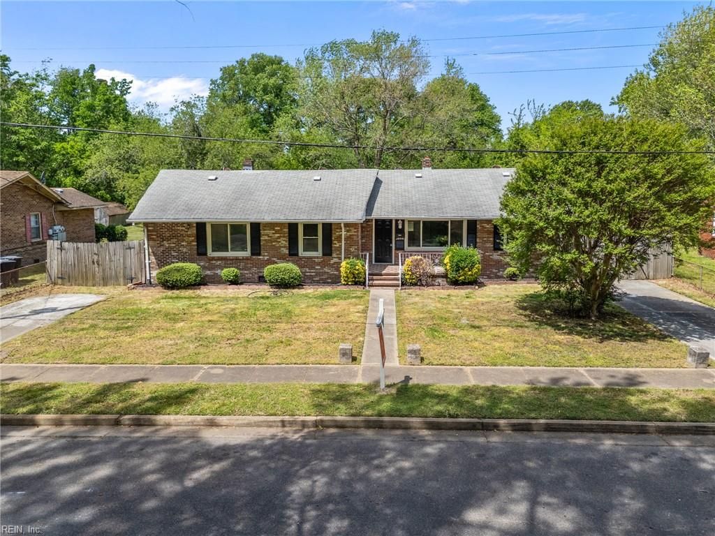 Photo of 289 Choate Street, Portsmouth, VA 23707 (MLS # 10629420)