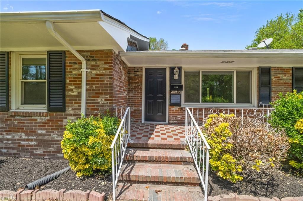 Photo of 289 Choate Street, Portsmouth, VA 23707 (MLS # 10629420)