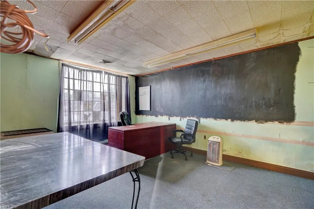 Ivor, Virginia 23866, United States, ,Commercial,Active,168438