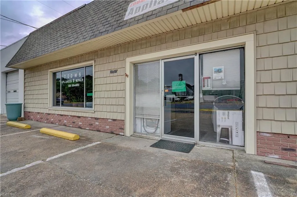 Ivor, Virginia 23866, United States, ,Commercial,Active,168438