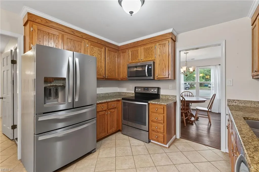 Virginia Beach, Virginia 23456, United States, 4 Bedrooms Bedrooms, ,3 BathroomsBathrooms,Residential,Active,212498