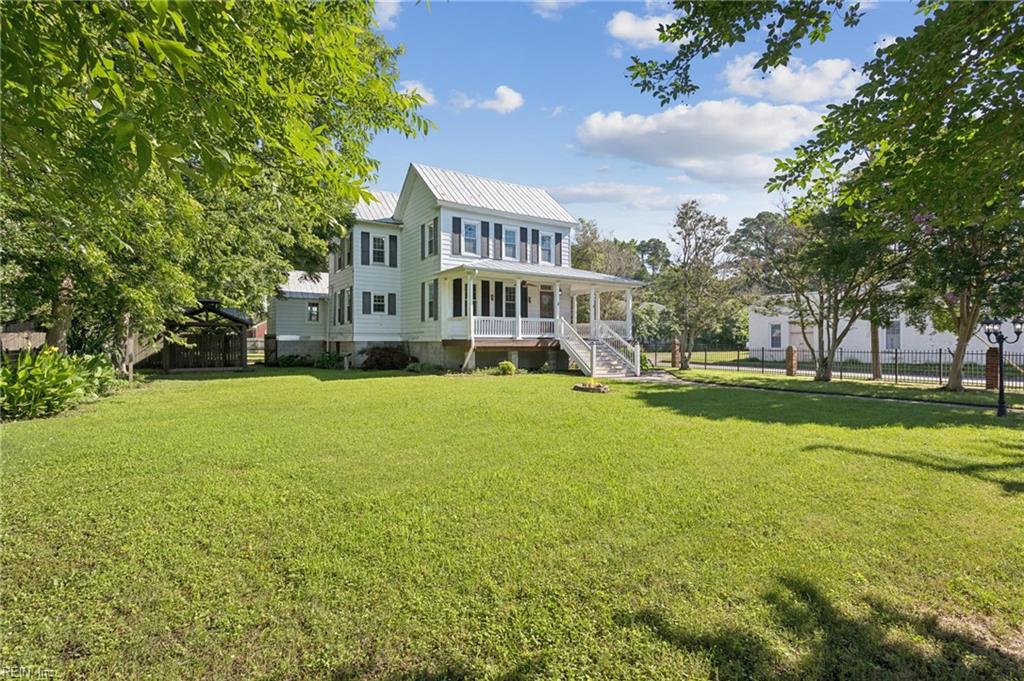 515 Beach RD