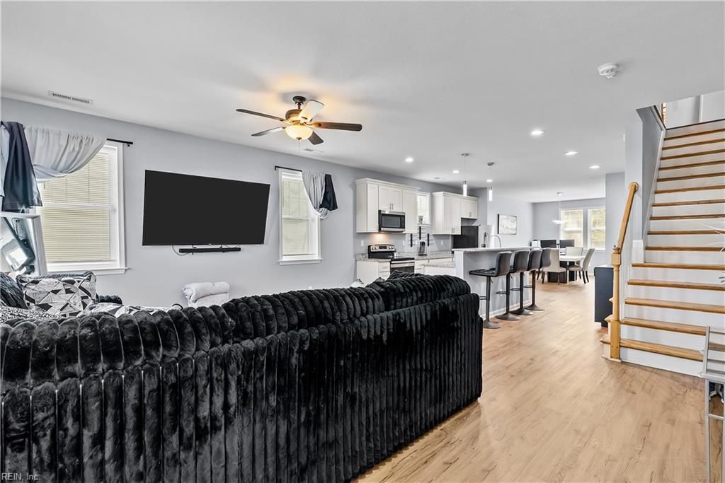 Photo of 857 A Avenue, Norfolk, VA 23504 (MLS # 10627277)