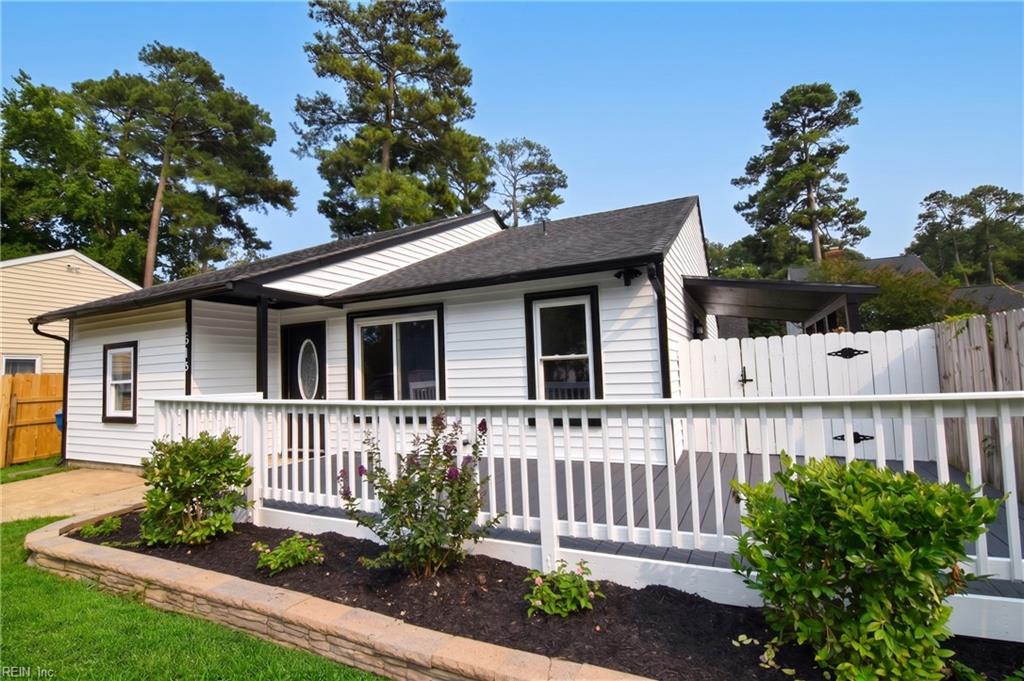 Photo of 1518 Snowbird Court, Virginia Beach, VA 23454 (MLS # 10644611)