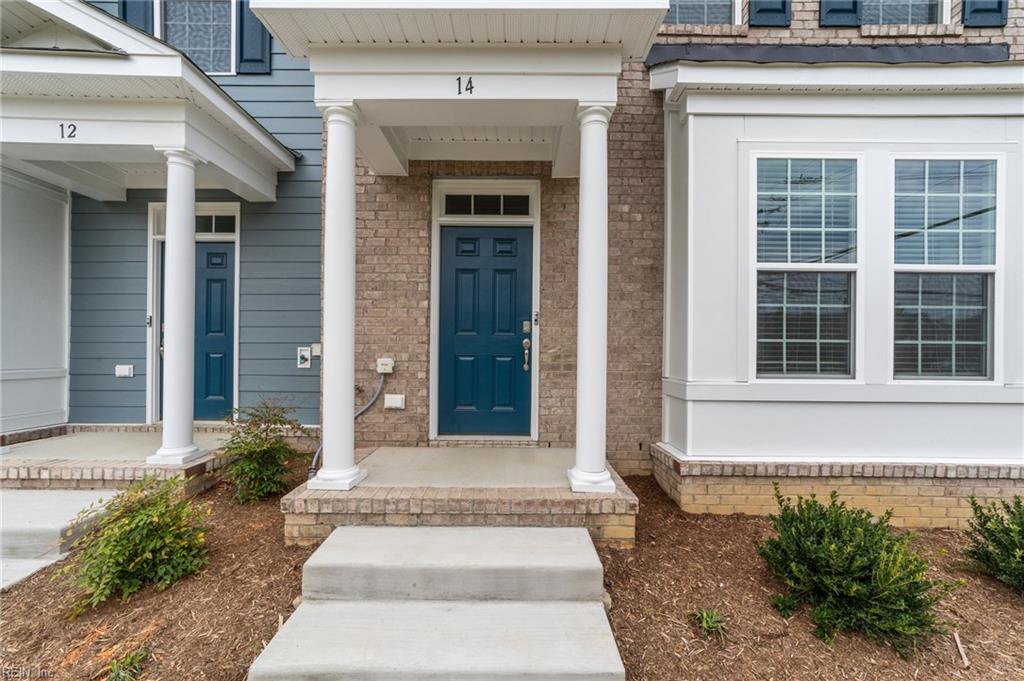 100 Freeman DR