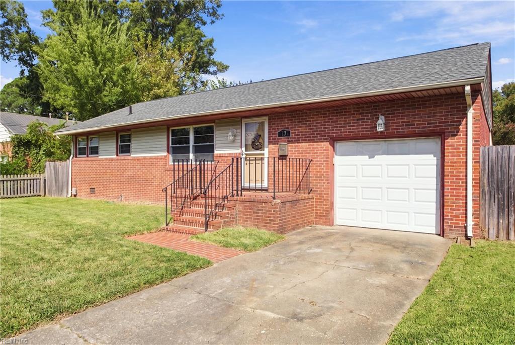Photo of 13 Bedford Court, Hampton, VA 23664 (MLS # 10654477)