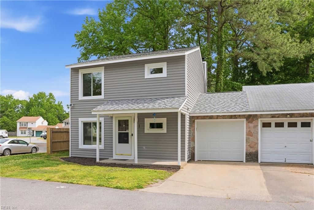 Photo of 1 Newstead Circle, Chesapeake, VA 23320 (MLS # 10632662)