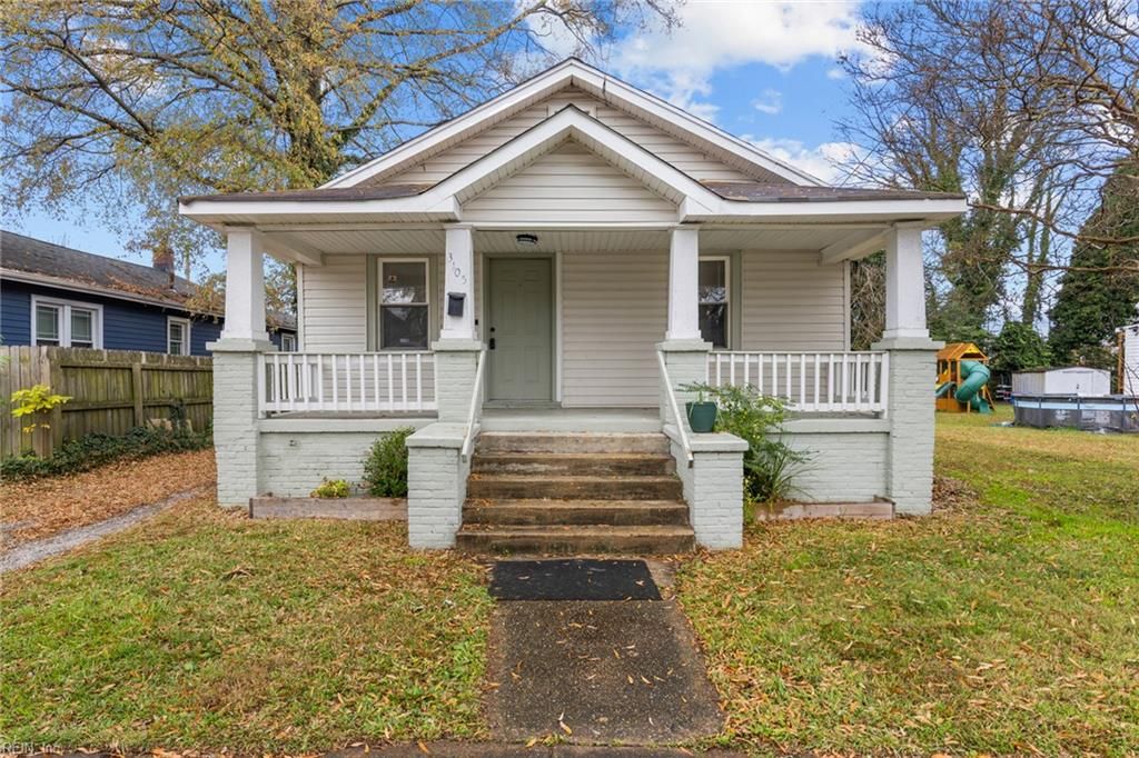 Photo of 3105 Somme Avenue, Norfolk, VA 23509 (MLS # 10611830)