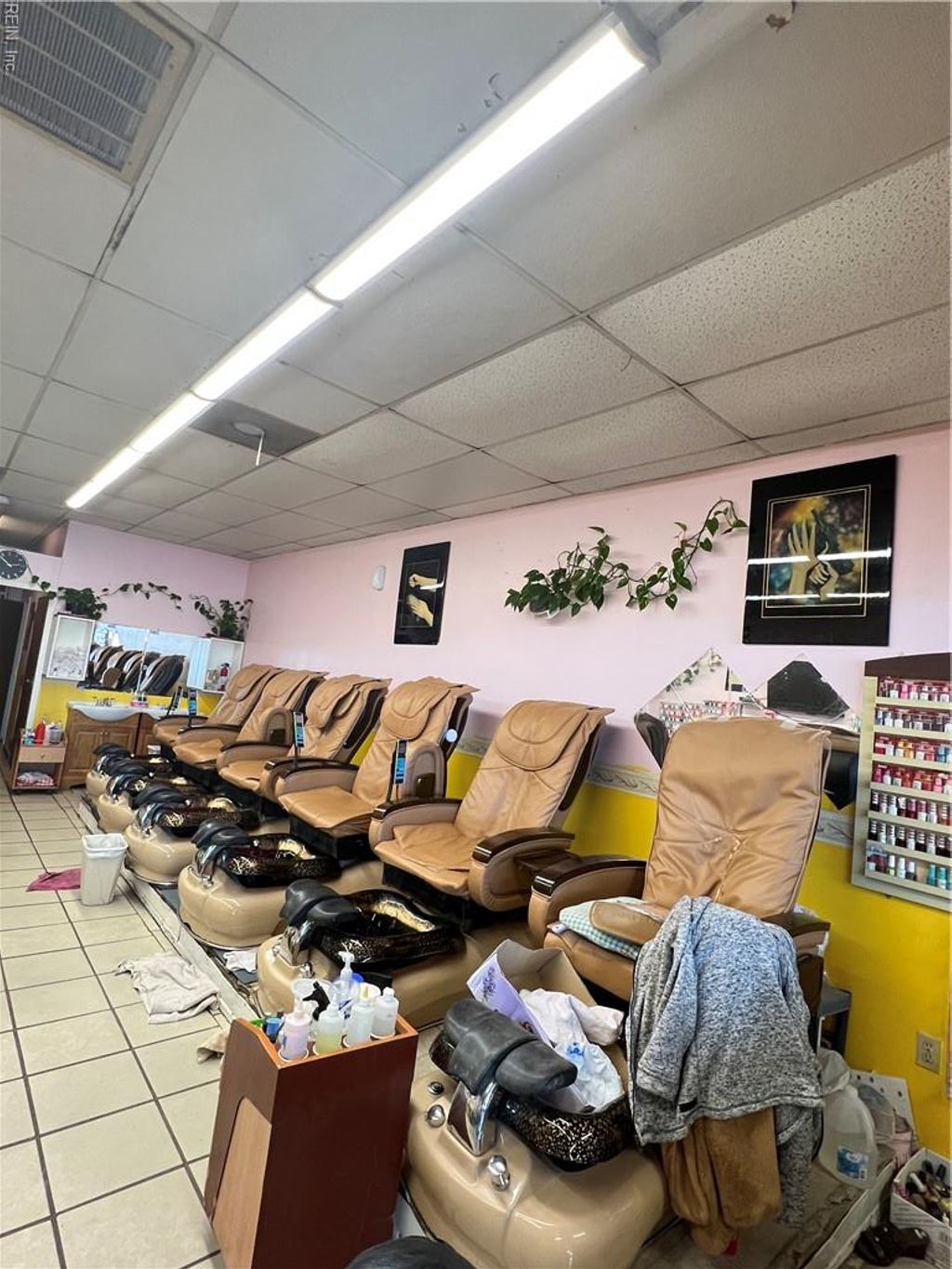 Photo of 1124 London Boulevard, Portsmouth, VA 23704 (MLS # 10626186)